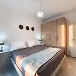 Therme Athen - Sea View Jacuzzi Santorini *