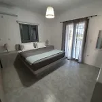 Villa Therme Athen - Sea View Jacuzzi Santorini Stay *