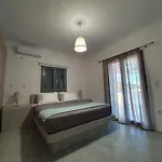Villa Therme Athen - Sea View Jacuzzi Santorini Stay