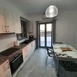 Villa Therme Athen - Sea View Jacuzzi Santorini Stay Willa