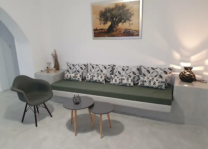 Therme Athena * Emporio (Santorini)