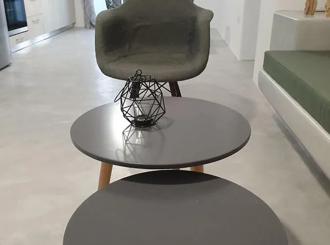 Therme Athena Emporio (Santorini)